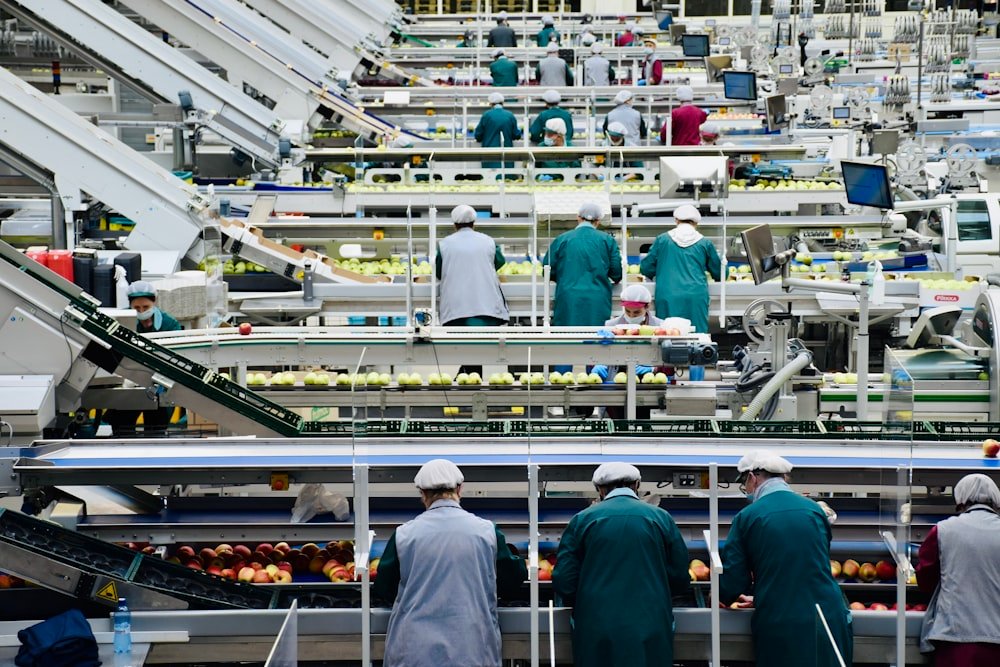 Ligne d'assemblage industriel